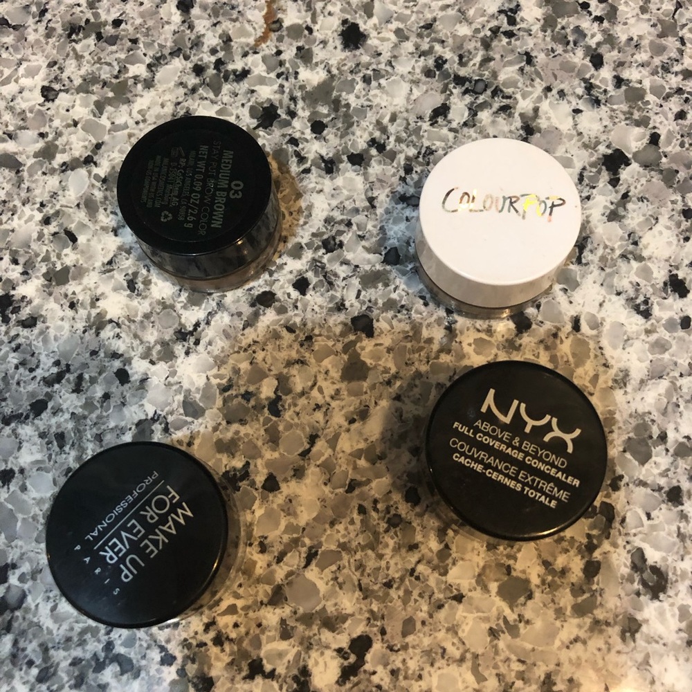 Bundle brow/concealer/setting powder